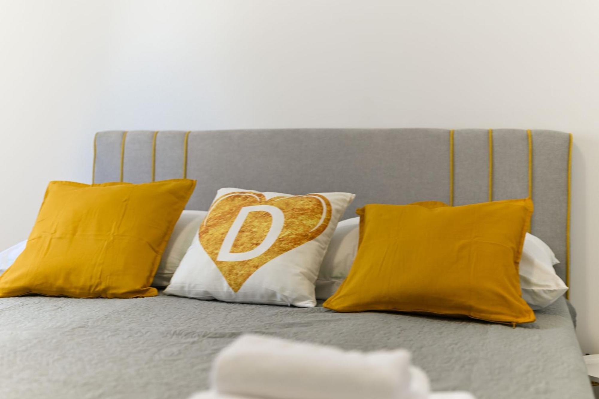 Apartments Diva โตรกีร์ ภายนอก รูปภาพ
